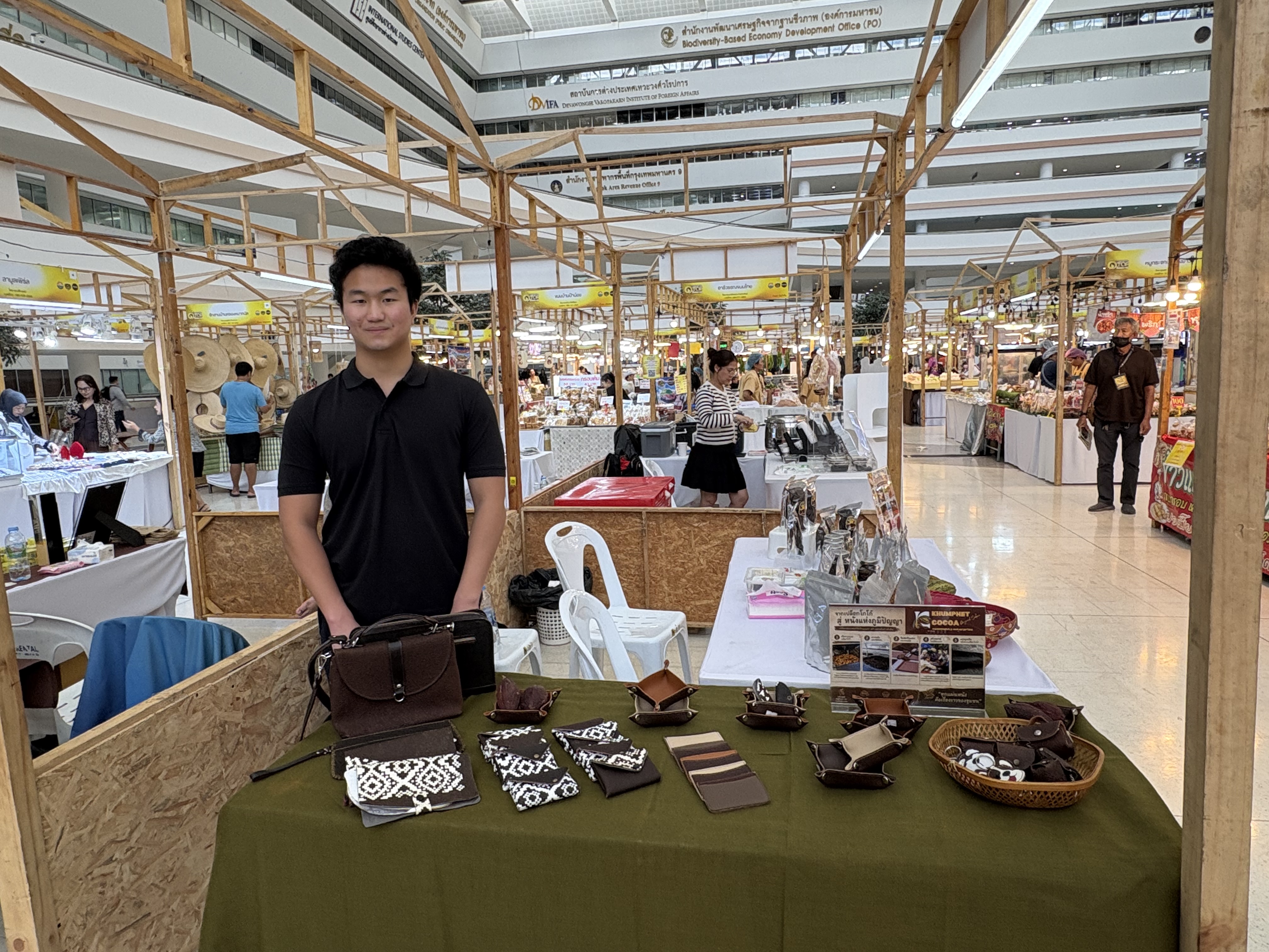 Trade show stand